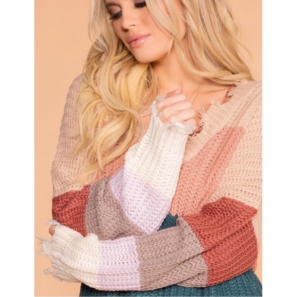 On the Road Distressed Color Block V-Neck Sweater Size S/M - Picture 15 of 16